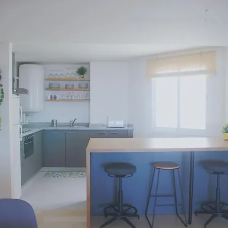 Oasis 100 Meters From With Private Parking Marbella