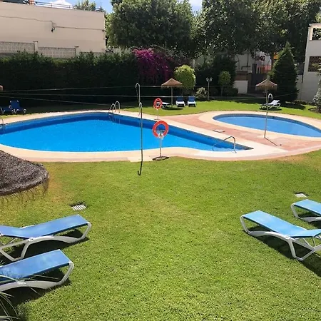 Oasis 100 Meters From With Private Parking Marbella