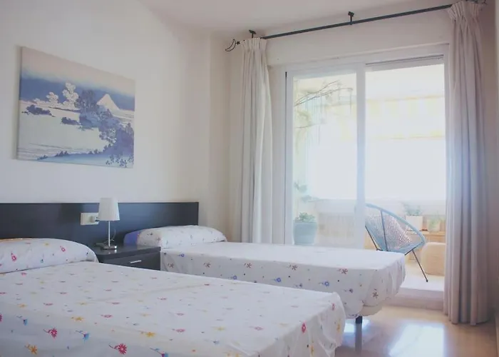 Oasis 100 Meters From With Private Parking